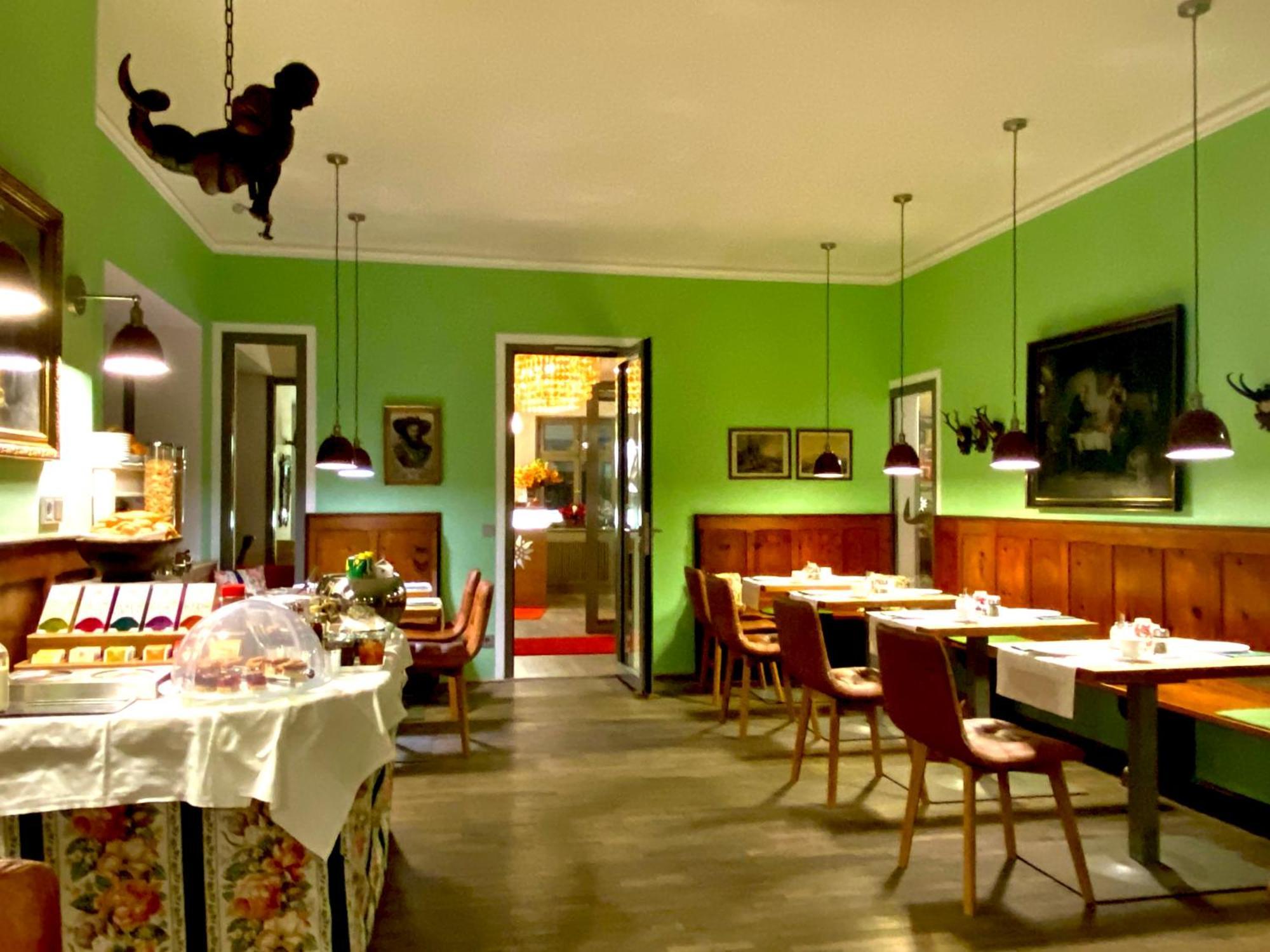 Bergland Hotel - Adults Only Salzburg Eksteriør billede